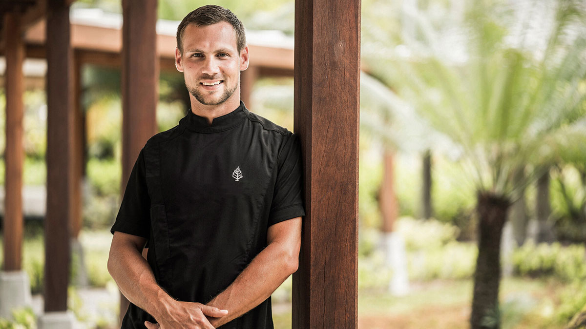 Le Four Seasons Resort Mauritius at Anahita nomme Olivier Barré Chef Exécutif